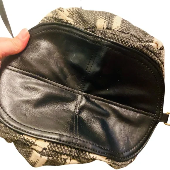 Lucky Brand Womens Bali Hai Sling Fabric Purse Black/White Geometric Pattern - Picture 8 of 14
